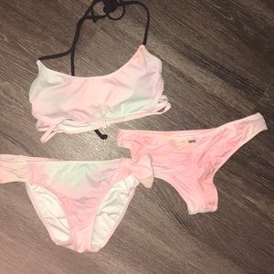 xs vs PINK swim bottoms